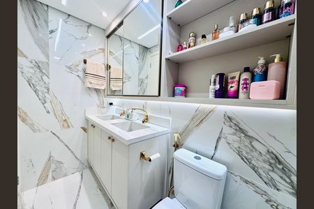 Apartamento à venda com 69m², 2 quartos e 1 vagaBanheiro da Suíte