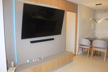 Sala de apartamento para alugar com 2 quartos, 69m² em Vila Rosalia, Guarulhos