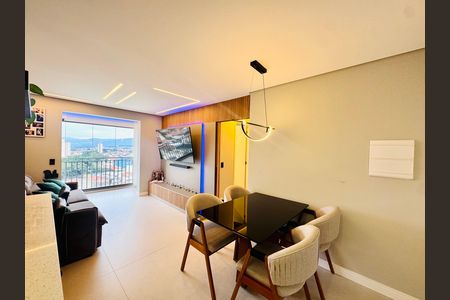 Apartamento à venda com 69m², 2 quartos e 1 vagaSala