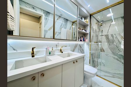 Apartamento à venda com 69m², 2 quartos e 1 vagaBanheiro da Suíte