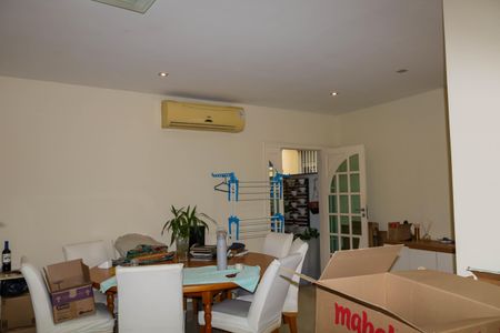 Sala de casa de condomínio à venda com 3 quartos, 179m² em Cachambi, Rio de Janeiro