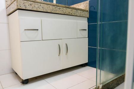 Casa de condomínio à venda com 179m², 3 quartos e 1 vaga Casa de condomínio à venda com 179m², 3 quartos e 1 vagaBanheiro Social