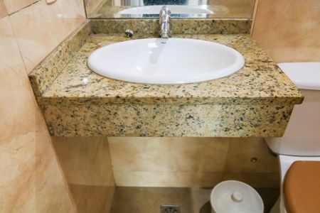 Casa de condomínio à venda com 179m², 3 quartos e 1 vaga Casa de condomínio à venda com 179m², 3 quartos e 1 vagaÁrea comum