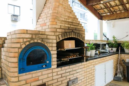 Casa de condomínio à venda com 179m², 3 quartos e 1 vagaTerraço - Churrasqueira