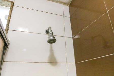 Casa de condomínio à venda com 179m², 3 quartos e 1 vaga Casa de condomínio à venda com 179m², 3 quartos e 1 vagaBanheiro da Suíte