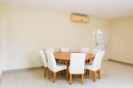 Sala de casa de condomínio à venda com 3 quartos, 179m² em Cachambi, Rio de Janeiro