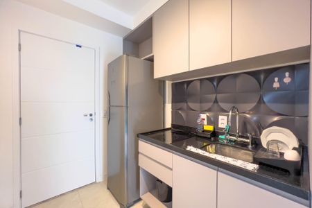 Studio para alugar com 27m², 1 quarto e sem vaga Studio para alugar com 27m², 1 quarto e sem vagaCozinha