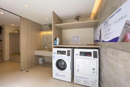 Studio para alugar com 27m², 1 quarto e sem vaga Studio para alugar com 27m², 1 quarto e sem vagaLavanderia