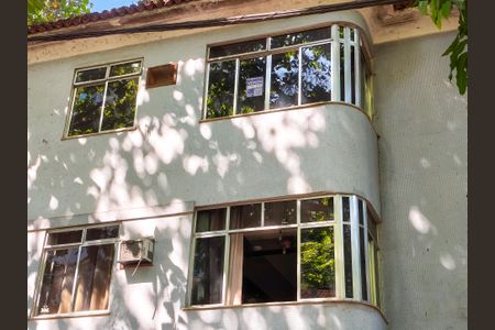 Apartamento à venda com 80m², 3 quartos e 1 vagaFachada e portaria