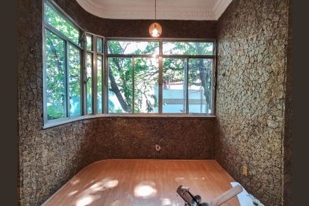 Apartamento à venda com 80m², 3 quartos e 1 vagaSala