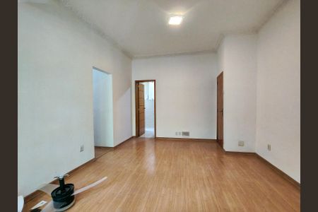 Apartamento à venda com 80m², 3 quartos e 1 vagaSala