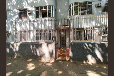 Apartamento à venda com 80m², 3 quartos e 1 vagaFachada e portaria