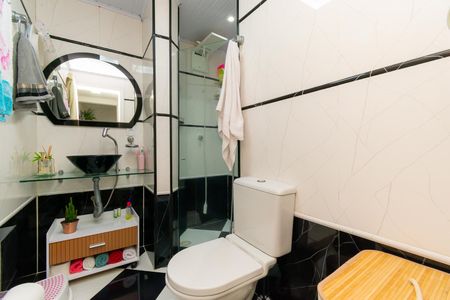 Apartamento para alugar com 75m², 2 quartos e 1 vaga Apartamento para alugar com 75m², 2 quartos e 1 vagaBanheiro