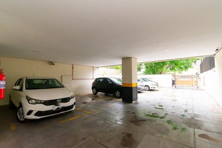 Apartamento para alugar com 75m², 2 quartos e 1 vaga Apartamento para alugar com 75m², 2 quartos e 1 vagaÁrea comum - Garagem
