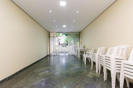 Apartamento para alugar com 75m², 2 quartos e 1 vaga Apartamento para alugar com 75m², 2 quartos e 1 vagaÁrea comum - Salão de festas