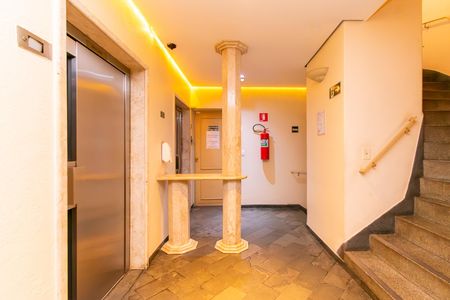 Apartamento para alugar com 75m², 2 quartos e 1 vaga Apartamento para alugar com 75m², 2 quartos e 1 vagaÁrea Comum