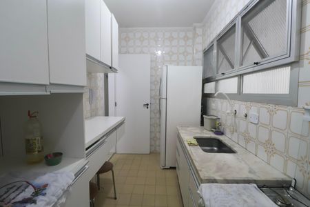 Apartamento para alugar com 67m², 2 quartos e 1 vagaCozinha