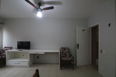 Apartamento para alugar com 67m², 2 quartos e 1 vagaSala
