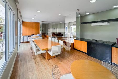 Apartamento à venda com 28m², 1 quarto e sem vaga Apartamento à venda com 28m², 1 quarto e sem vagaÁrea comum - Salão de festas