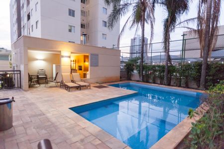 Apartamento à venda com 60m², 2 quartos e 1 vagaÁrea comum - Piscina