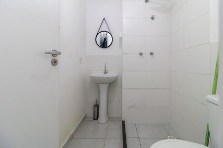 Apartamento para alugar com 42m², 2 quartos e sem vaga Apartamento para alugar com 42m², 2 quartos e sem vagaBanheiro Social