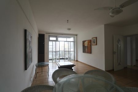 Apartamento para alugar com 125m², 3 quartos e 2 vagas Apartamento para alugar com 125m², 3 quartos e 2 vagasSala