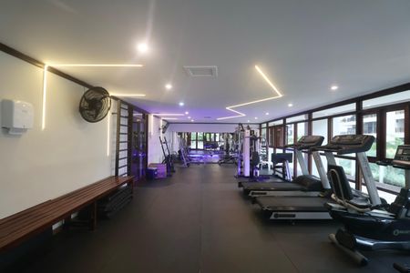 Apartamento para alugar com 125m², 3 quartos e 2 vagas Apartamento para alugar com 125m², 3 quartos e 2 vagasÁrea comum - Academia