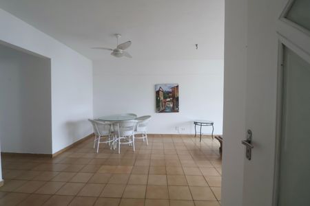 Apartamento para alugar com 125m², 3 quartos e 2 vagas Apartamento para alugar com 125m², 3 quartos e 2 vagasSala