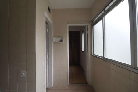 Apartamento para alugar com 125m², 3 quartos e 2 vagas Apartamento para alugar com 125m², 3 quartos e 2 vagasÁrea de Serviço