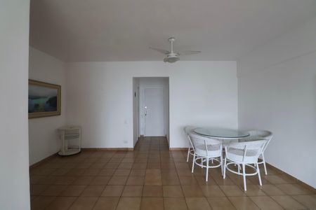 Sala de apartamento para alugar com 3 quartos, 125m² em Barra Funda, Guarujá