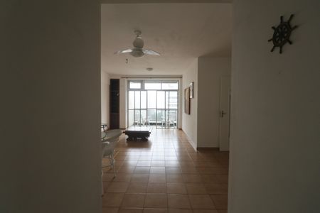 Sala de apartamento para alugar com 3 quartos, 125m² em Barra Funda, Guarujá