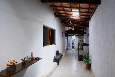 Casa à venda com 597m², 4 quartos e 7 vagas Casa à venda com 597m², 4 quartos e 7 vagasÁrea externa