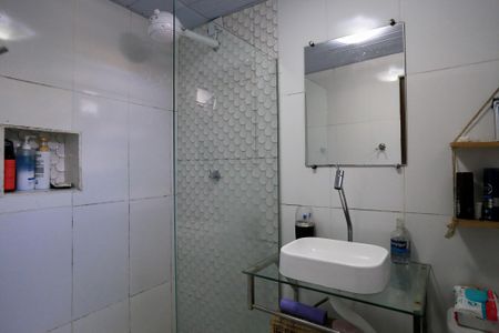 Casa à venda com 597m², 4 quartos e 7 vagas Casa à venda com 597m², 4 quartos e 7 vagasBanheiro da Suíte