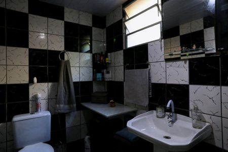 Casa à venda com 597m², 4 quartos e 7 vagas Casa à venda com 597m², 4 quartos e 7 vagasBanheiro