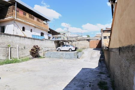 Casa à venda com 597m², 4 quartos e 7 vagas Casa à venda com 597m², 4 quartos e 7 vagasÁrea externa