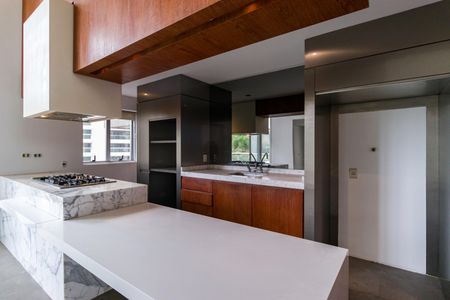 Apartamento para alugar com 142m², 2 quartos e 3 vagasCozinha