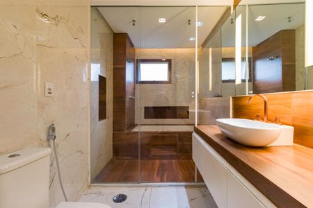 Apartamento para alugar com 142m², 2 quartos e 3 vagasBanheiro da Suíte