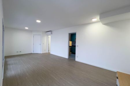 Apartamento à venda com 95m², 2 quartos e 2 vagasSala