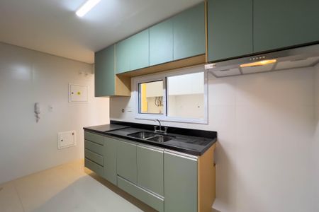 Apartamento à venda com 95m², 2 quartos e 2 vagasCozinha