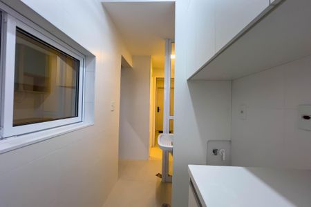 Apartamento à venda com 95m², 2 quartos e 2 vagasÁrea de Serviço