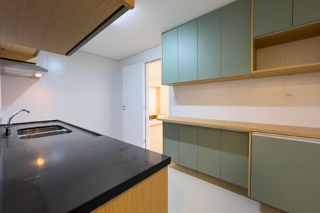 Apartamento à venda com 95m², 2 quartos e 2 vagasCozinha