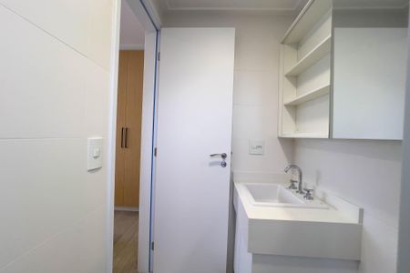 Apartamento à venda com 95m², 2 quartos e 2 vagasBanheiro da Suíte 1