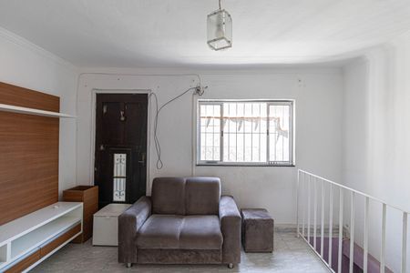 Sala de casa para alugar com 4 quartos, 150m² em Vila Nhocuné, São Paulo