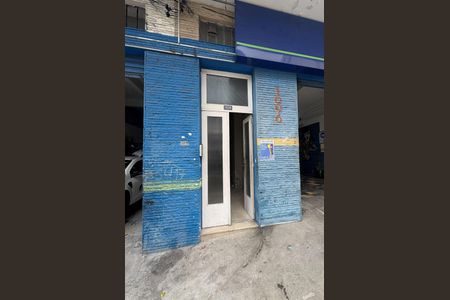 Apartamento para alugar com 60m², 2 quartos e sem vagaFachada + Placa