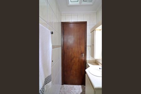 Apartamento à venda com 64m², 2 quartos e 2 vagasBanheiro Social