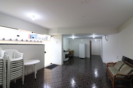 Apartamento à venda com 64m², 2 quartos e 2 vagasÁrea comum - Salão de festas