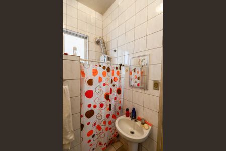 Apartamento à venda com 65m², 2 quartos e 1 vagaBanheiro Social