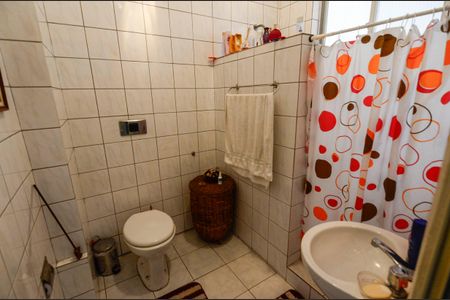 Apartamento à venda com 65m², 2 quartos e 1 vagaBanheiro Social