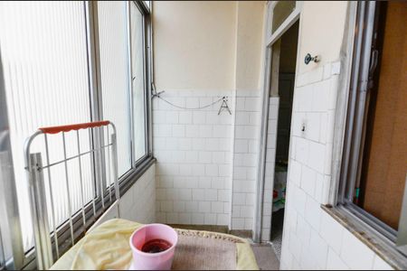 Apartamento à venda com 65m², 2 quartos e 1 vagaÁrea de Serviço