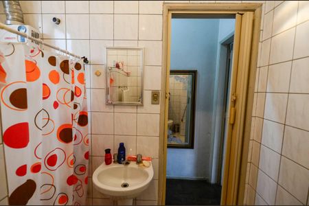 Apartamento à venda com 65m², 2 quartos e 1 vagaBanheiro Social